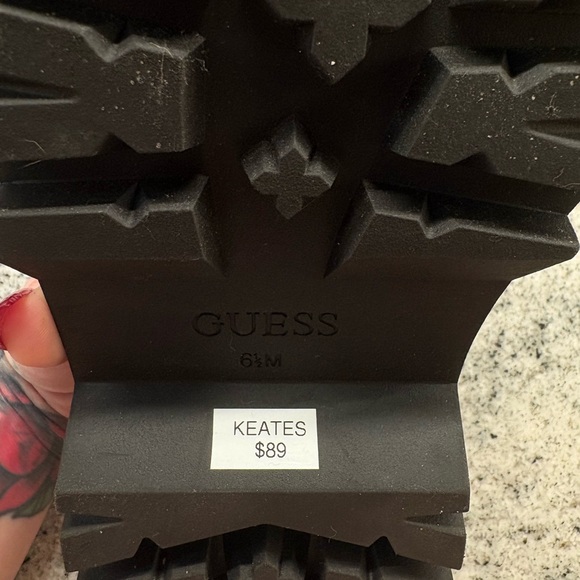 Guess Keates Lug-Sole Loafers - Picture 5 of 6